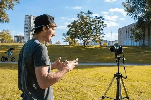 Art of Storytelling in Vlogging